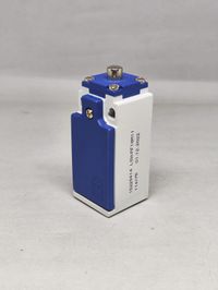 Foto do produto CHAVE FIM DE CURSO LSW LSW-PF18M11