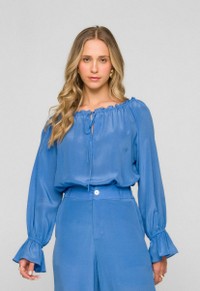 BLUSA OLIVIA MADRE REINA SEDA AZUL LAVANDA