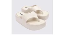 Foto do produto TamBranco Melissa Free Platform Thong M-477