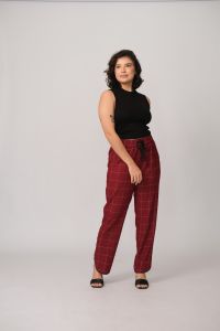 Calça Margarete Reta - Quadriculado Vinho