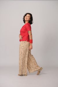Calça Mariana Pantalona - Floral Bege
