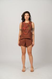 Short Isa Curto - Marrom