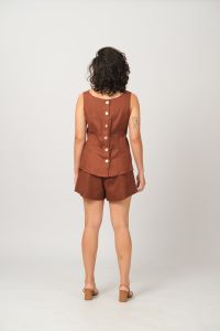 Short Isa Curto - Marrom