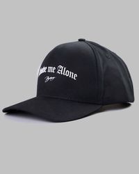 BONÉ TRUCKER LEAVE ME ALONE PRETO