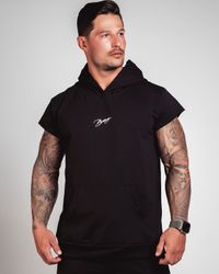 CAMISETA COM CAPUZ CUT SIGN PRETA