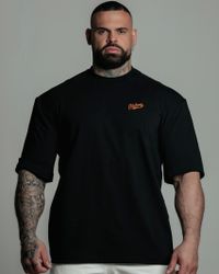 CAMISETA OVERSIZED LEGENDARY PRETA