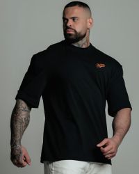 CAMISETA OVERSIZED LEGENDARY PRETA