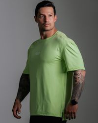 CAMISETA RUNNING TEAM VERDE NEON