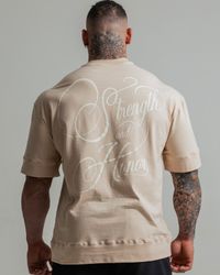 CAMISETA OVERSIZED STRENGTH BEGE