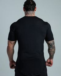 CAMISETA LONGLINE BULKING PRETA