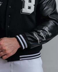 JAQUETA VARSITY BULKING LIMITED