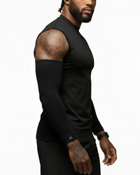 MANGUITO SEAMLESS SIGNATURE