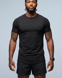 CAMISETA RAGLAN BASIC PRETA