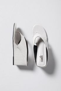 Sandália de Dedo Anabela Off White