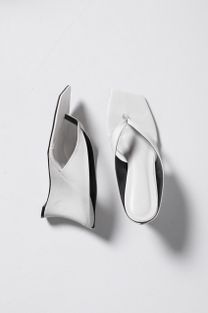 Tamanco Bico Quadrado Off White
