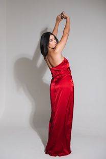 Vestido Longo de Cetim Jade Vermelho