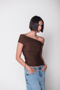 Blusa Ombro a Ombro Marrom