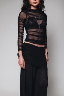 Blusa Drapeada de Tule Preta