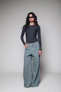 Body Manga Longa Costas Abertas Cinza 