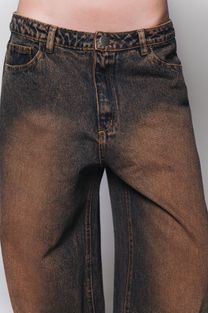 Calça Jeans Lavagem Marrom