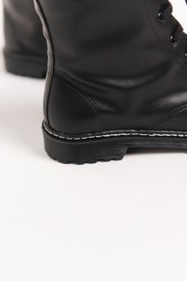 Coturno Essentials Preto