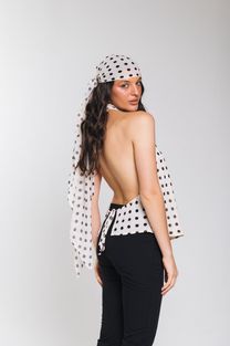 Blusa Frente Única Poá