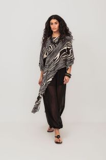 Blusa Assimétrica Estampada Siesta 