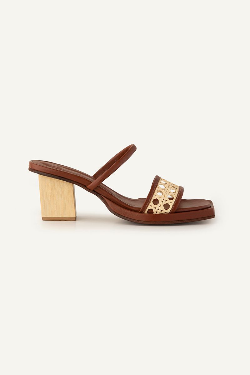 TAMANCO CARRIOLA | CARRIOLA CLOG