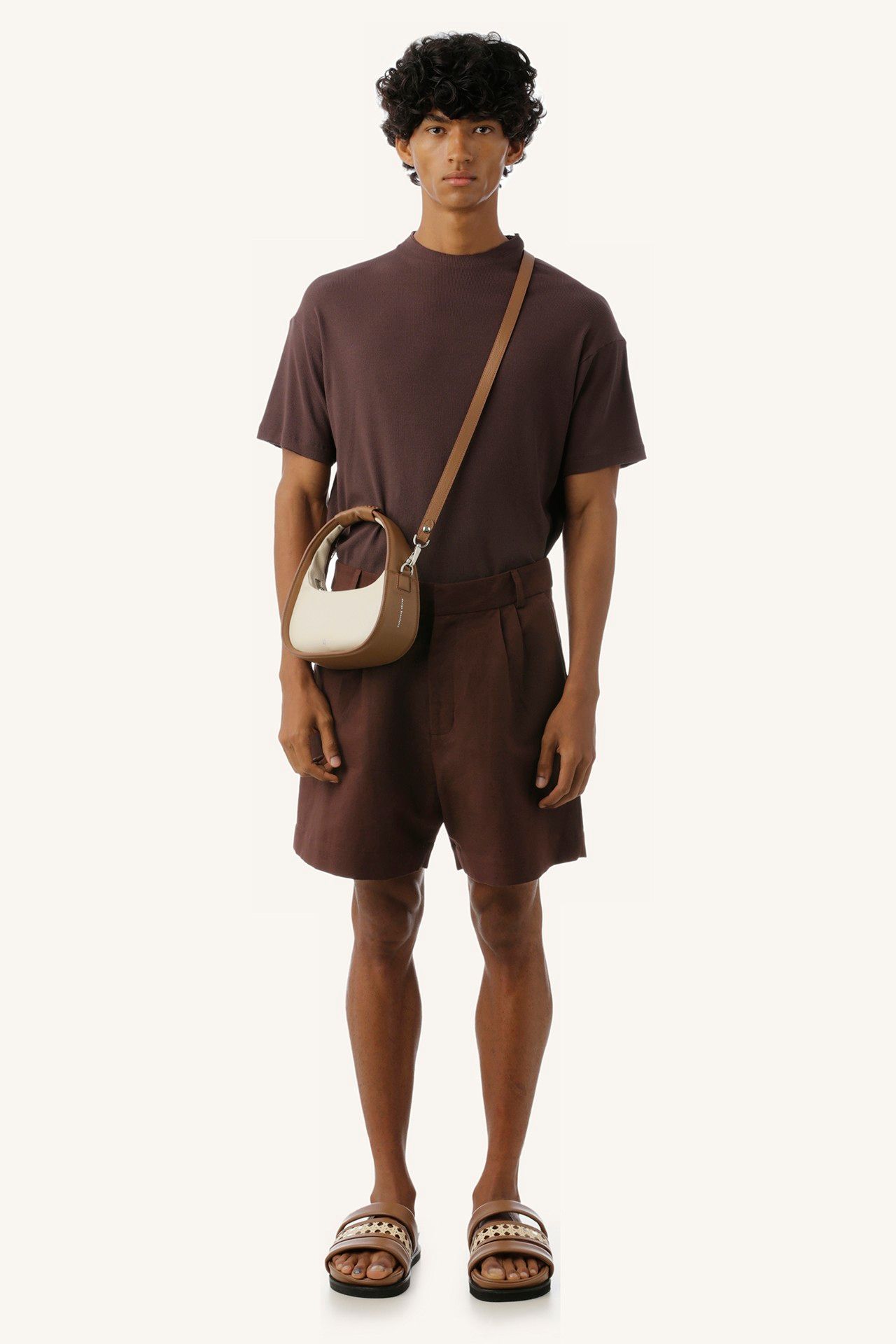 BERMUDA ALFAIATARIA LINHO ALGODÃO MARROM |  TAILORING SHORTS LINEN COTTON BROWN