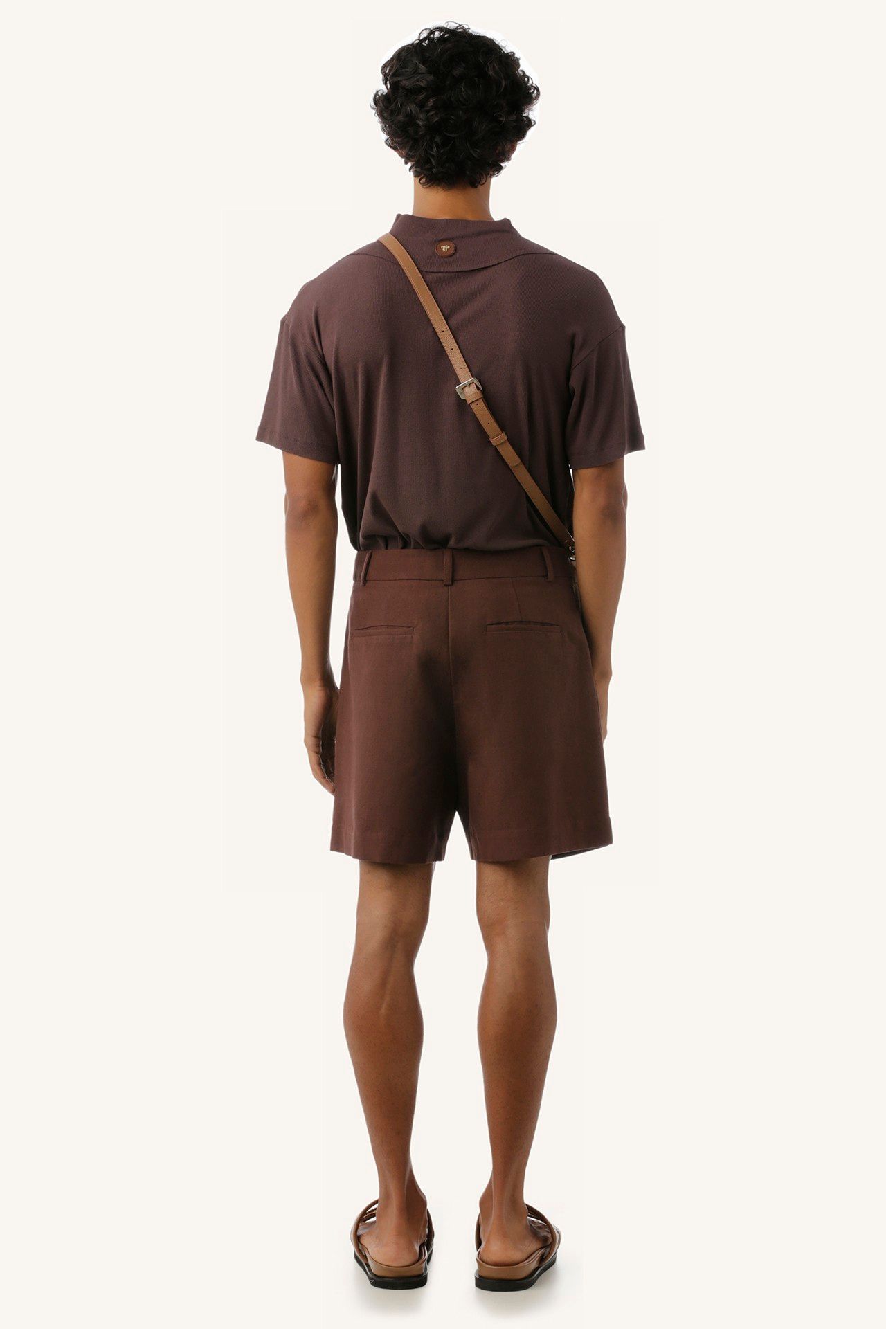BERMUDA ALFAIATARIA LINHO ALGODÃO MARROM |  TAILORING SHORTS LINEN COTTON BROWN
