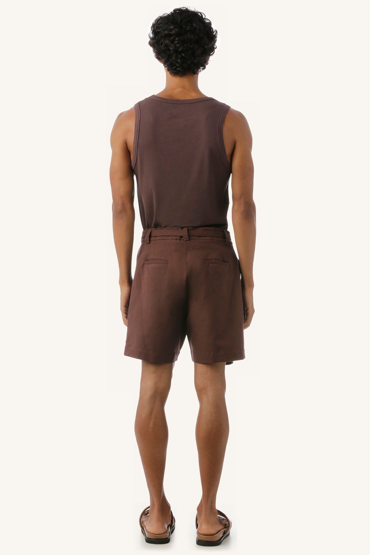 BERMUDA BUMERANGUE LINHO ALGODÃO MARROM | BOOMERANG SHORTS LINEN COTTON BROWN