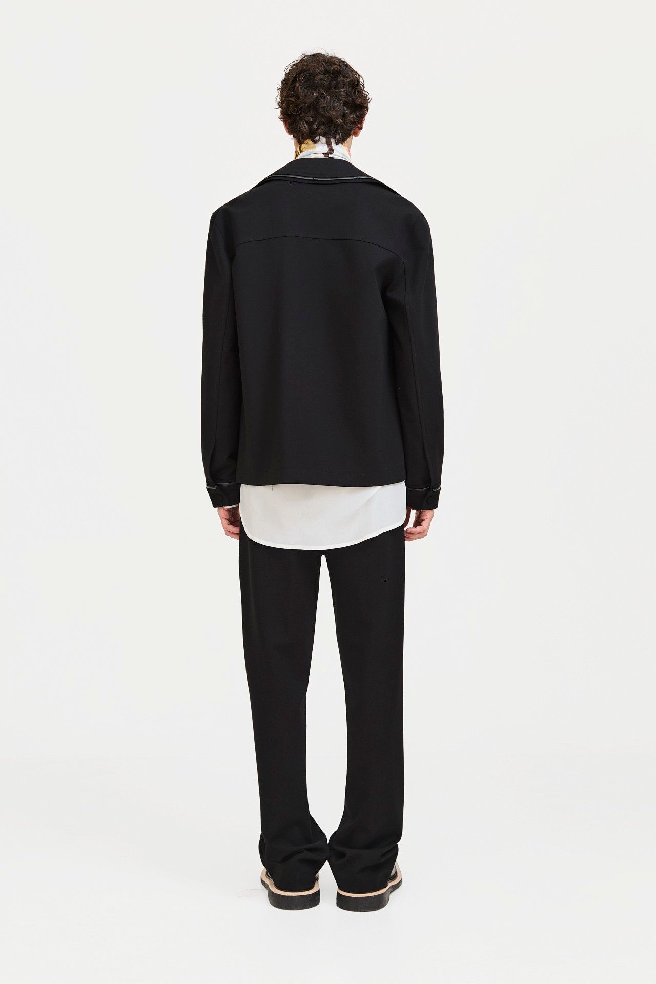 JAQUETA TAPITANGA PRETO | BLACK TAPITANGA JACKET