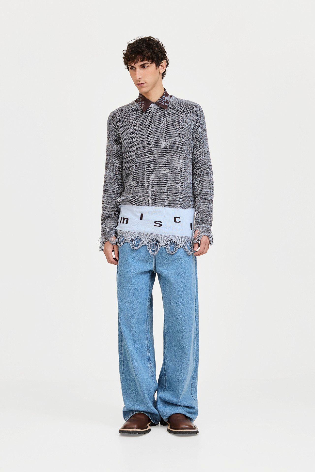 SUÉTER DÁRIO TRICOT AZUL | DARIO BLUE KNIT SWEATER