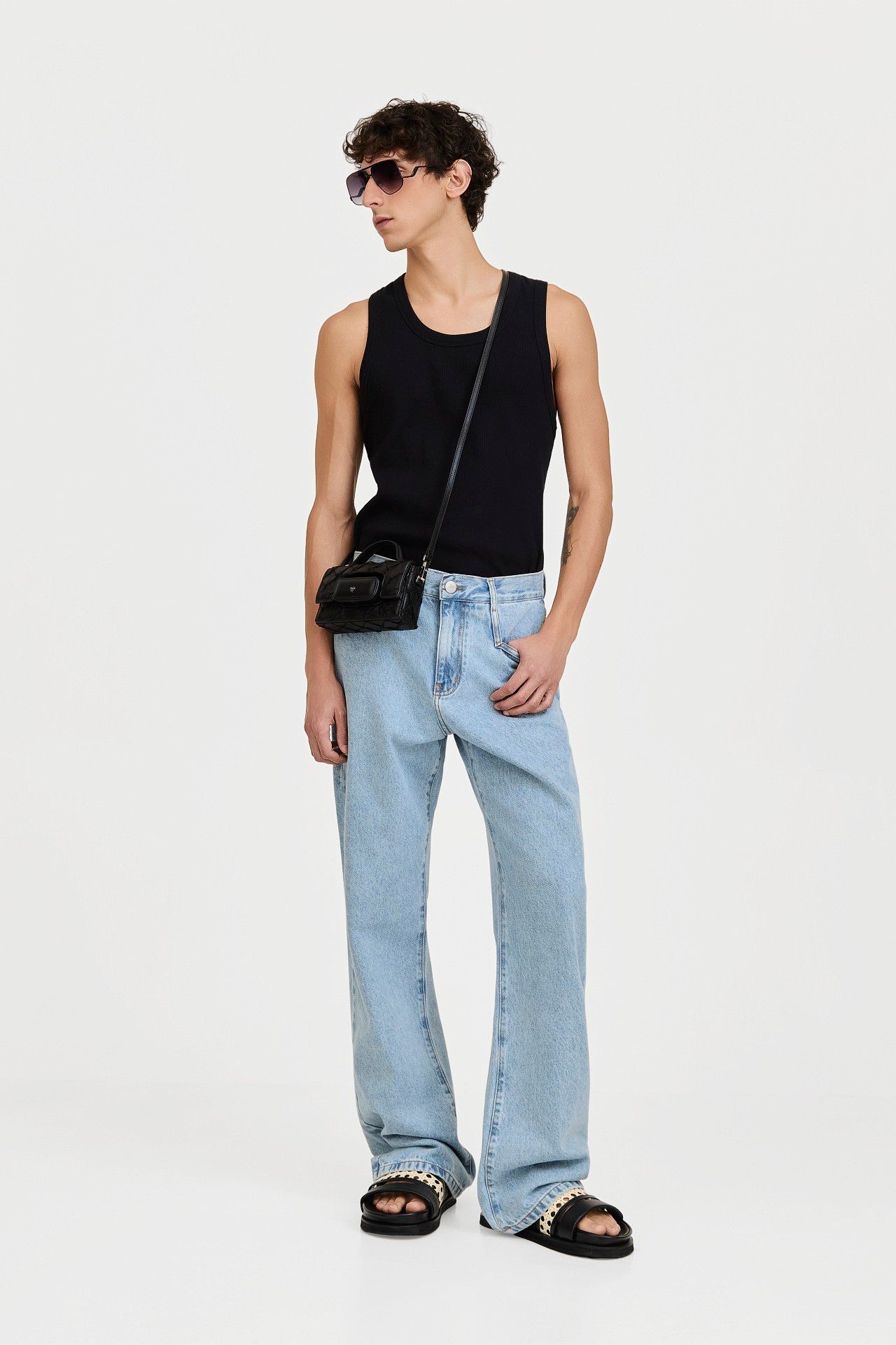 CALÇA PICADEIRO JEANS LAVAGEM CLARA | LIGH WASH PICADEIRO JEANS