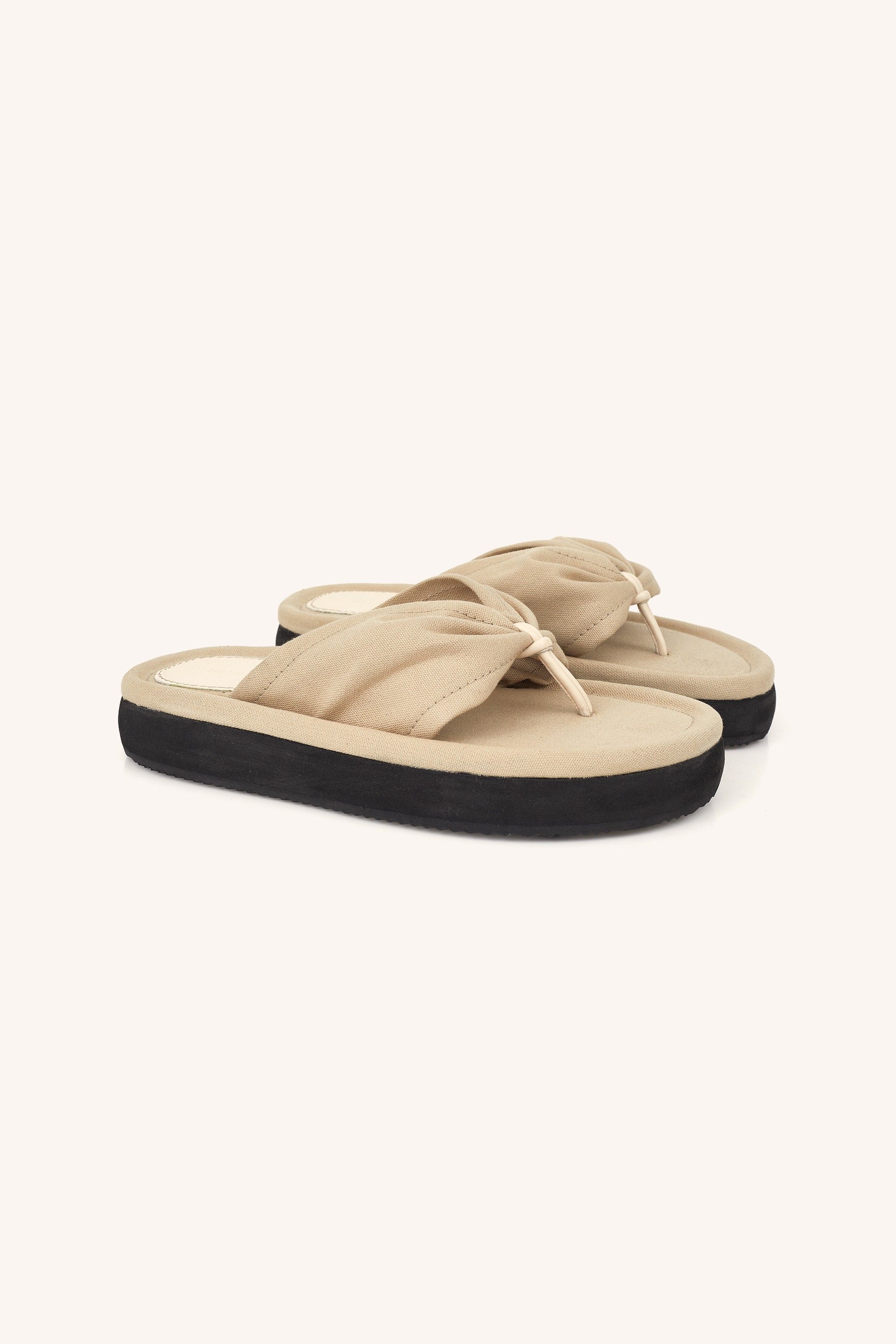 CHINELO LONA OFF WHITE | OFF WHITE CANVAS SLIPPERS
