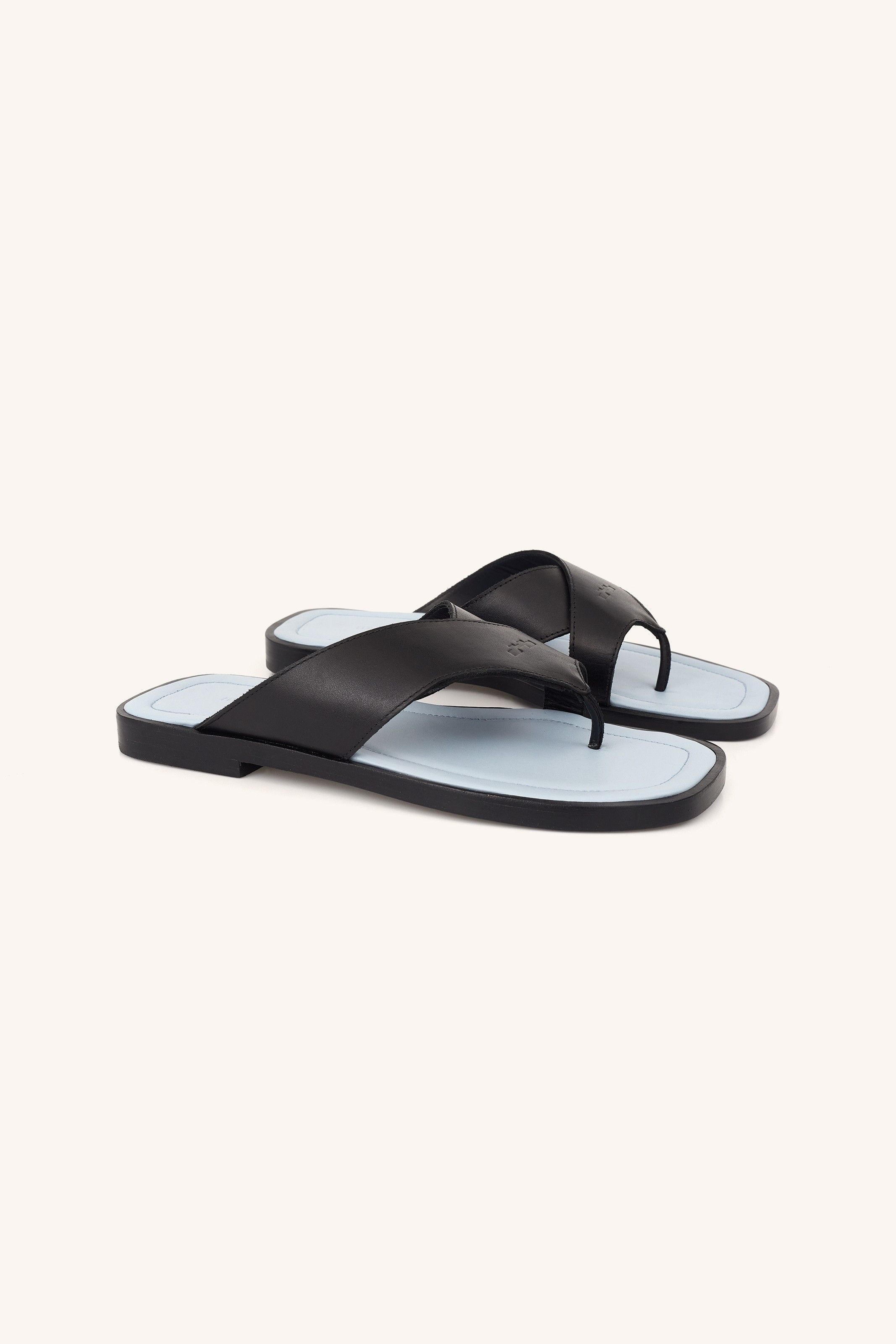 SANDÁLIA ORLA PRETO | BLACK ORLA SANDALS