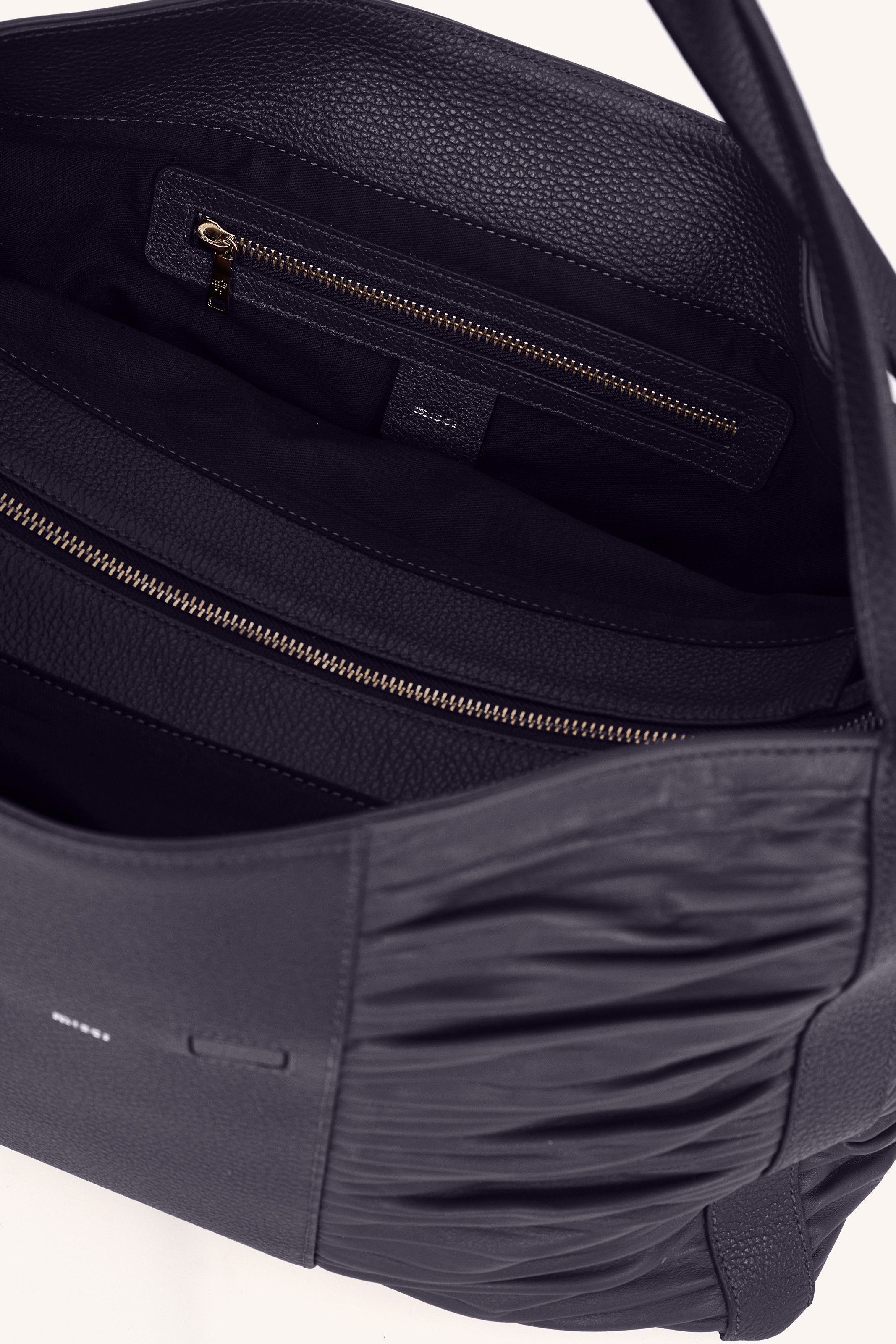 BOLSA SANFONA PLISSADA MARINHO | MARINE BLUE PLEATED BAG