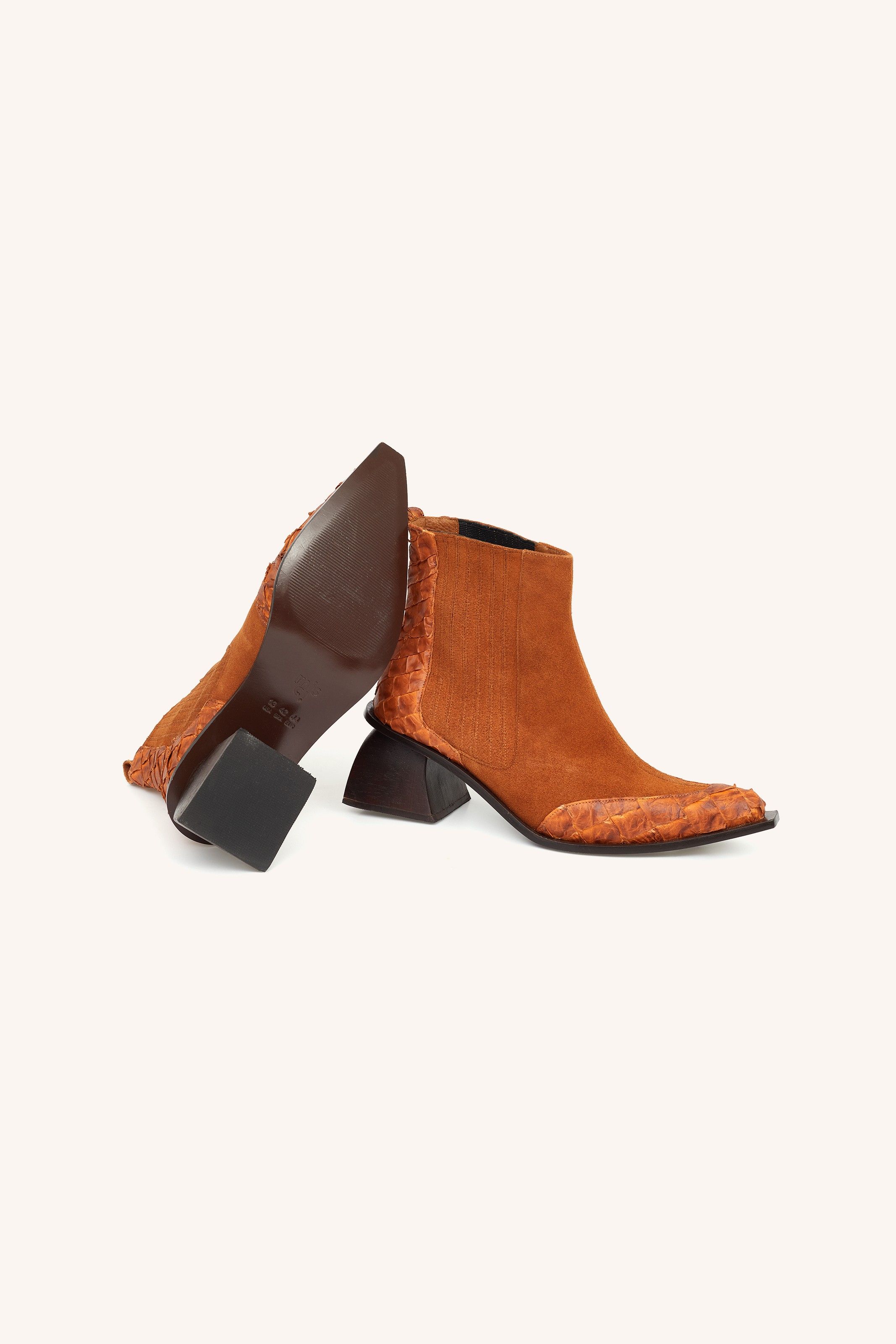 BOTA PEÃO CAMURÇA PIRARUCU WHISKY | WHISKY PIRARUCU SUEDE WORK BOOTS