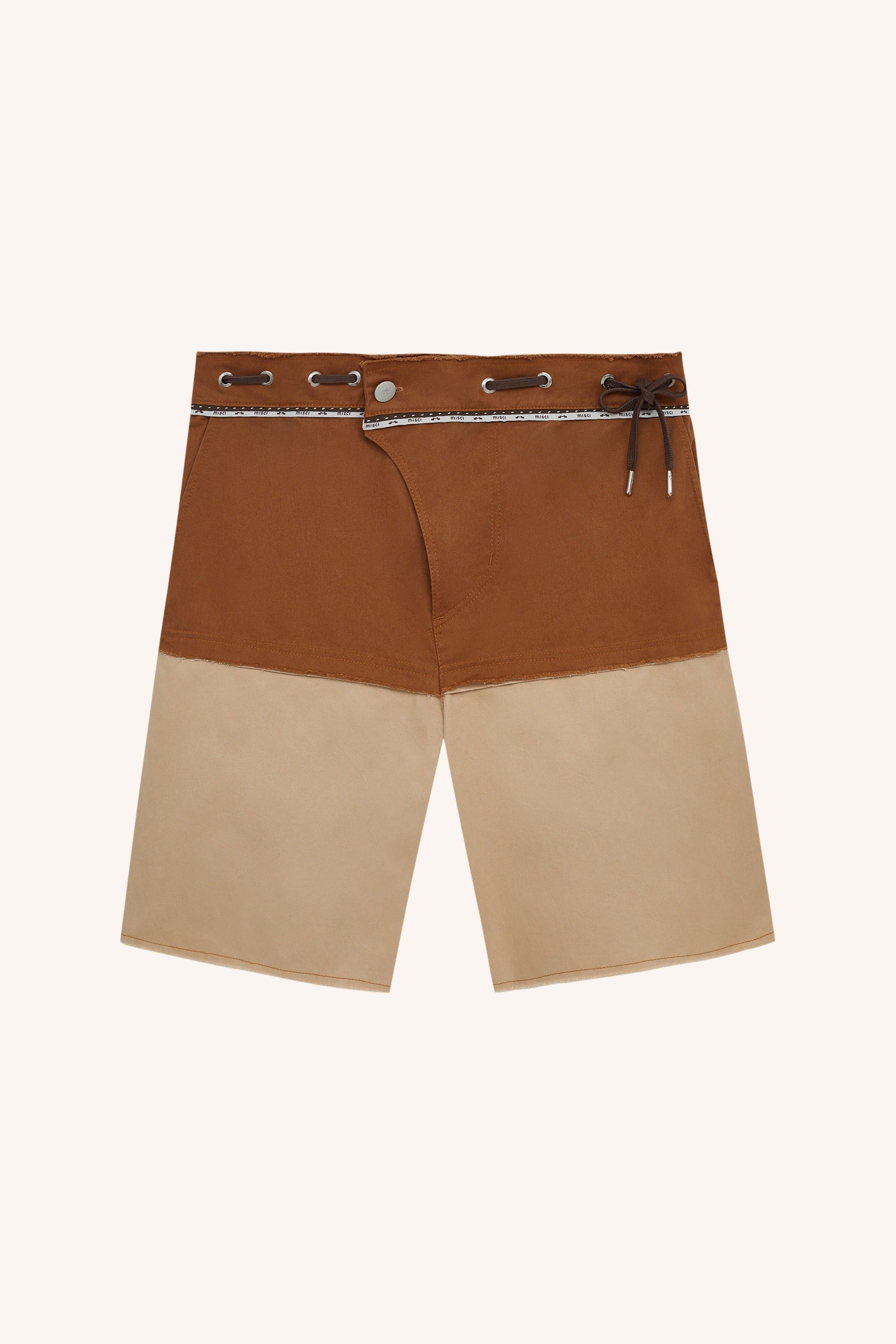 BERMUDA TERRA SARJA CARAMELO BEGE | CARAMEL BEIGE TWILL SHORTS