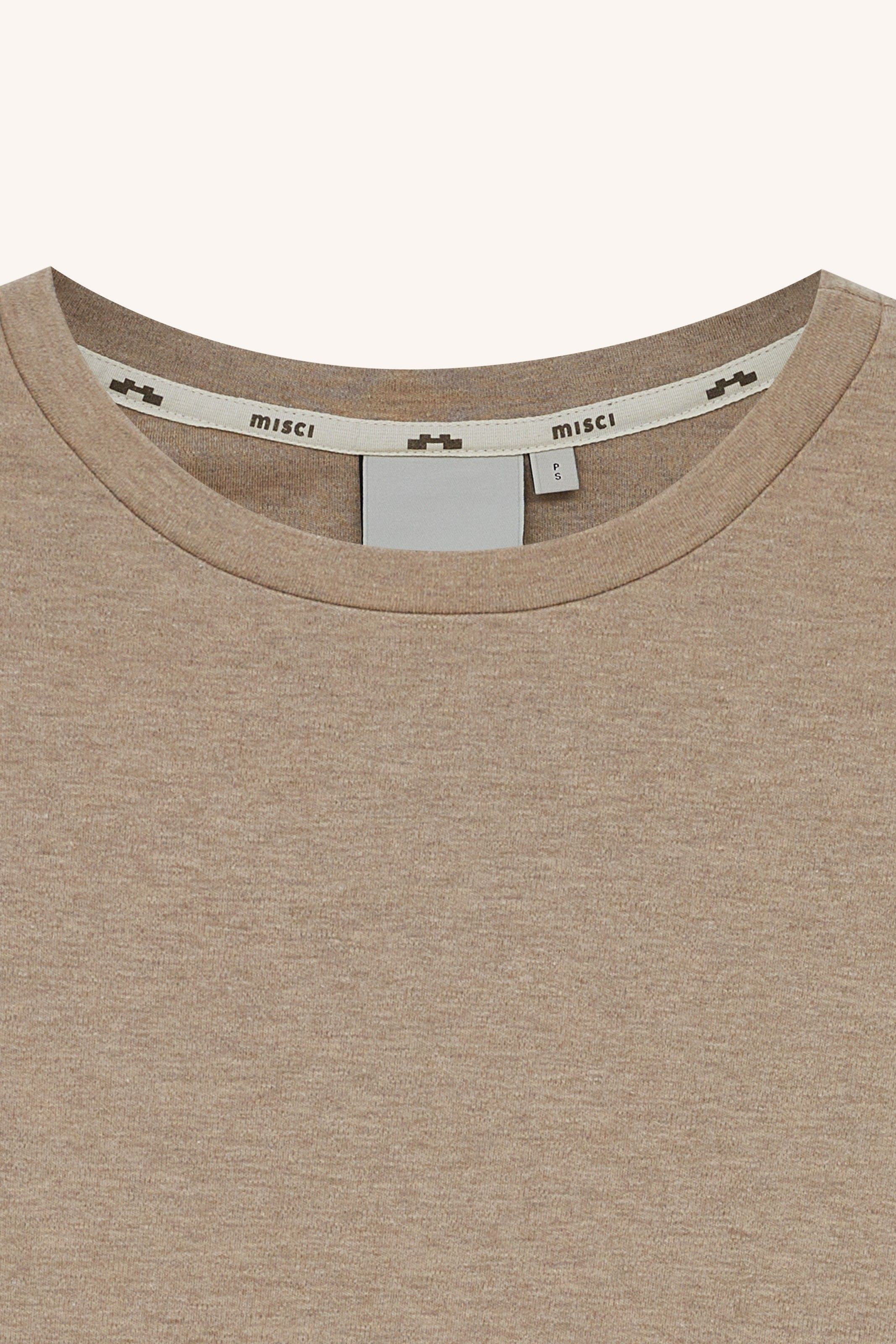 CAMISETA MANGA   LONGA SOM MALHA DE   LÃ  BEGE | BEIGE LONG-SLEEVE WOOL JERSEY T-SHIRT