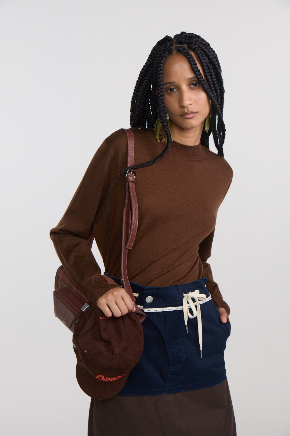 SAIA TERRA SARJA MARINHO CAFÉ | EARTH-TONE TWILL SKIRT