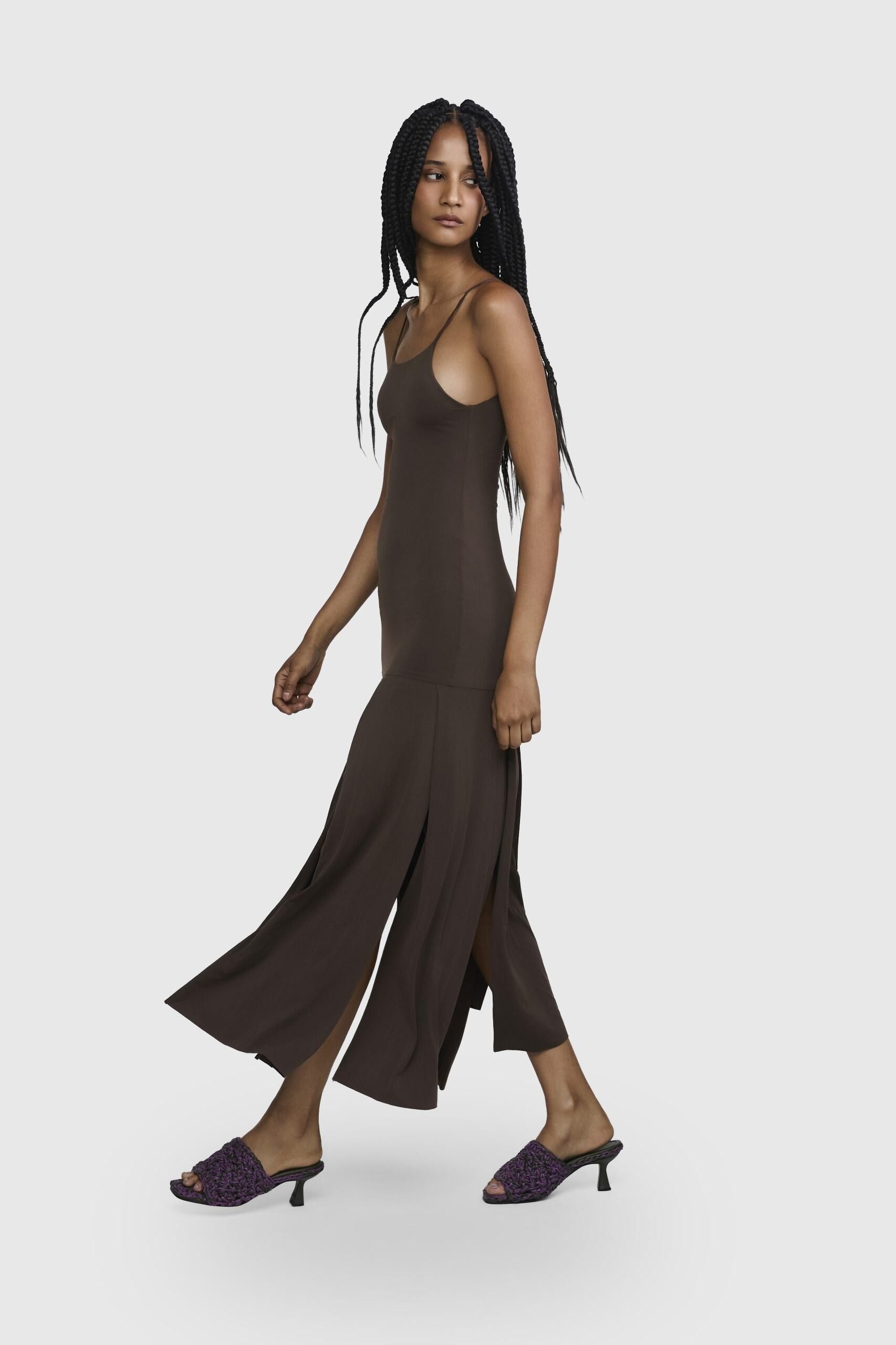 VESTIDO CATINGUEIRA MARROM | BROWN CATINGUEIRA DRESS