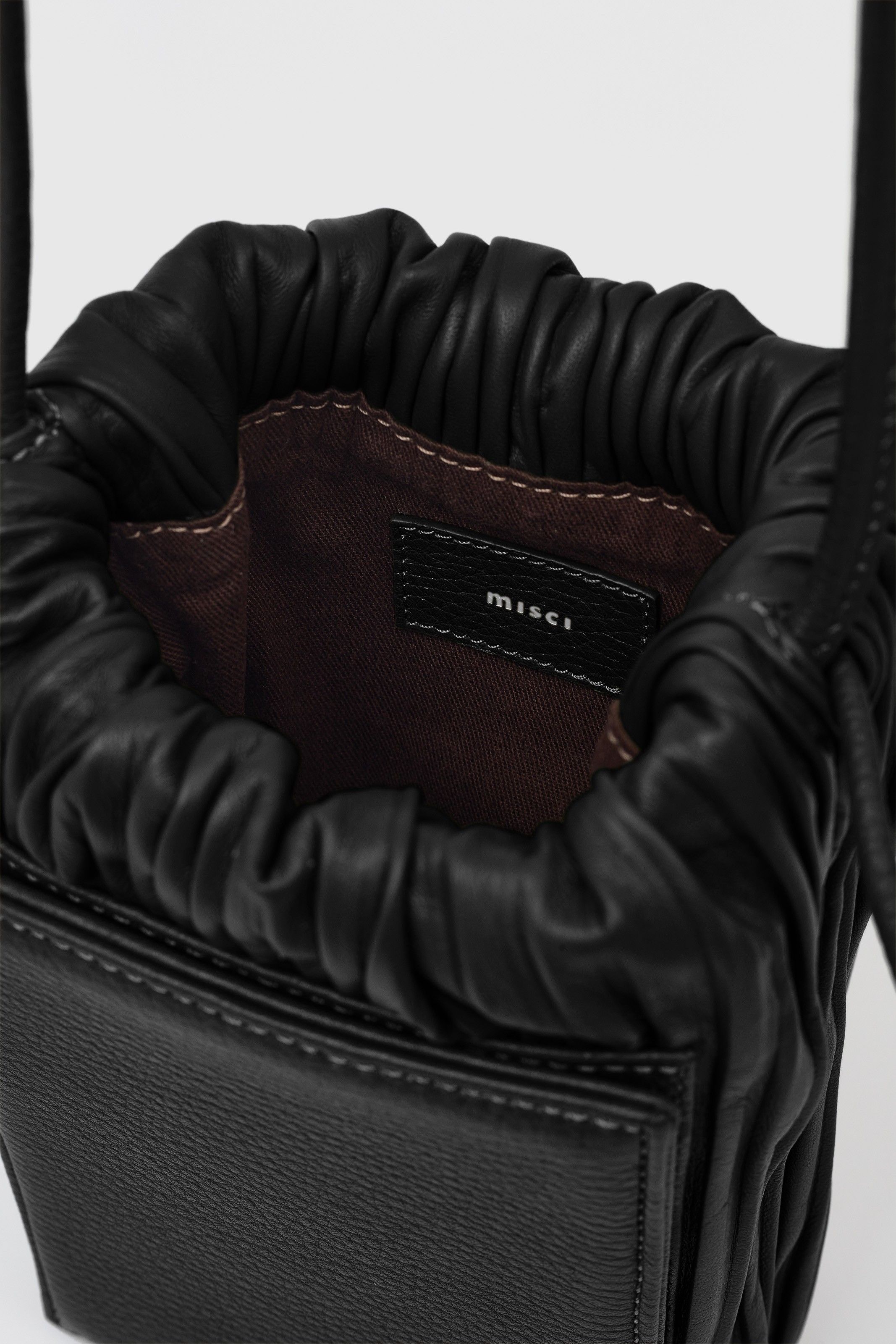 BOLSA SANFONINHA PLISSADA PRETA |  BLACK SANFONINHA BAG