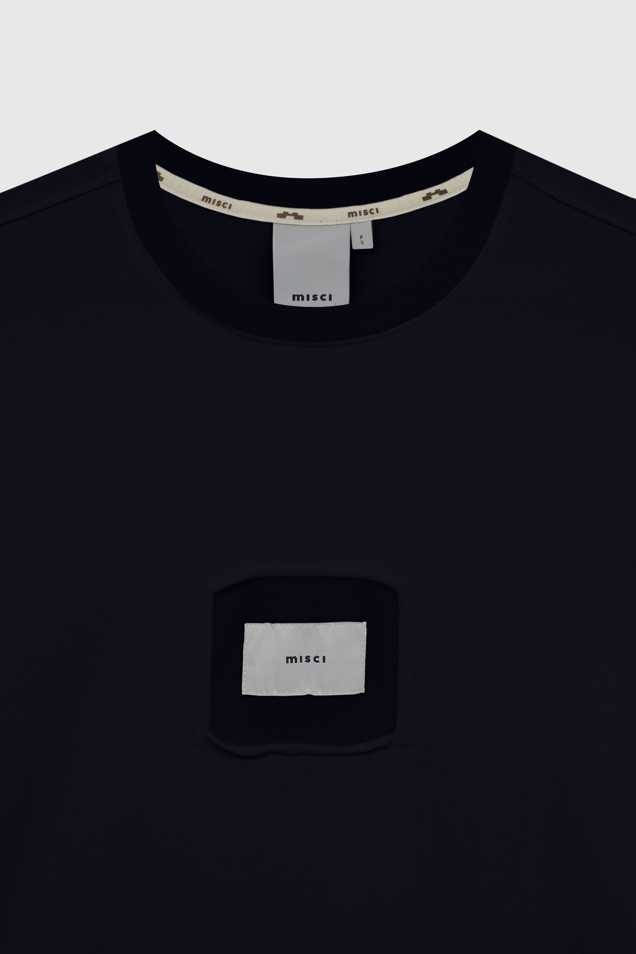 CAMISETA ETIQUETA MARINHO PRETO | BLACK NAVY ETIQUETA SHIRT