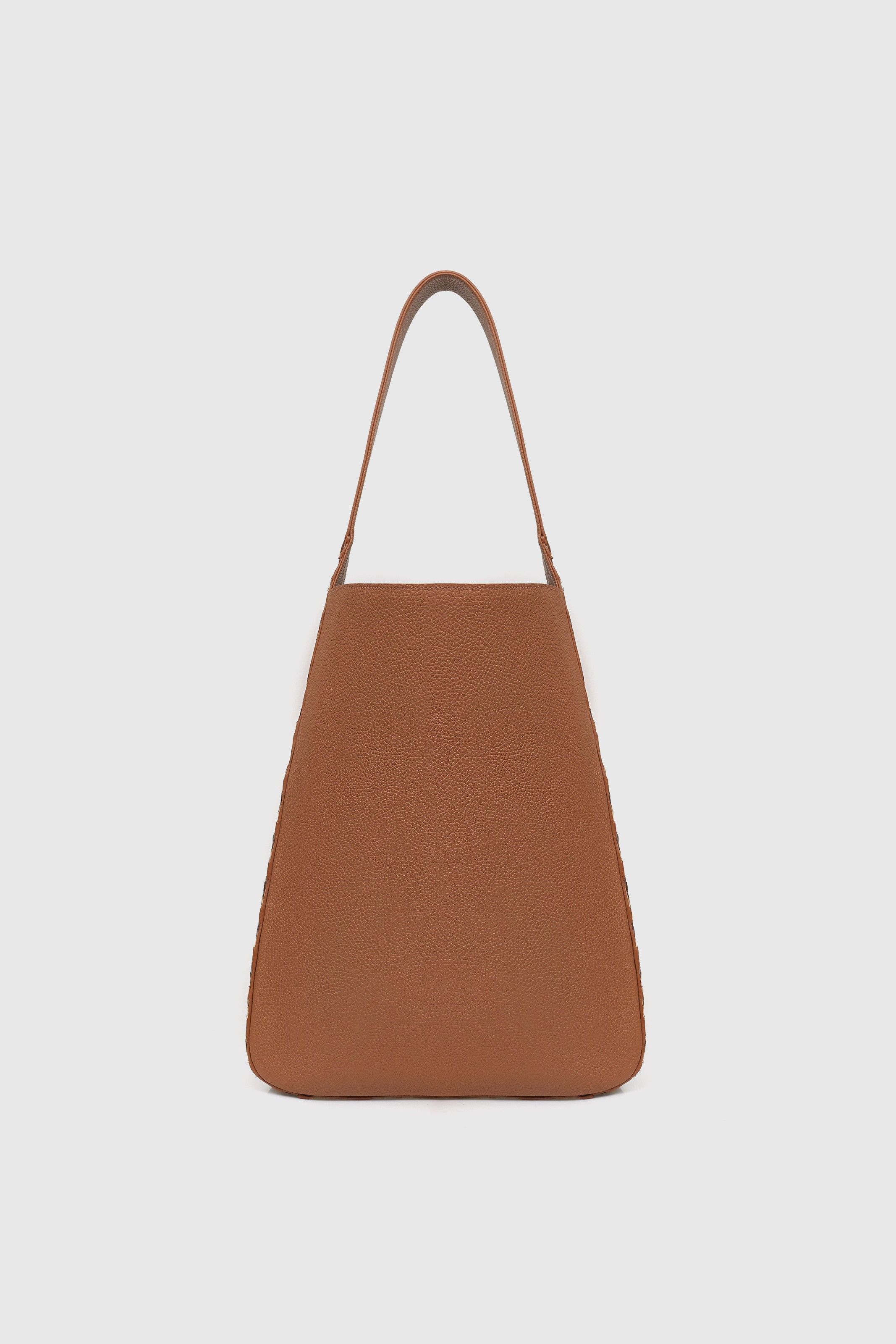 BOLSA MOQUECA DE PIRARUCU INVERTIDO | INVERTED PIRARUCU MOQUECA BAG