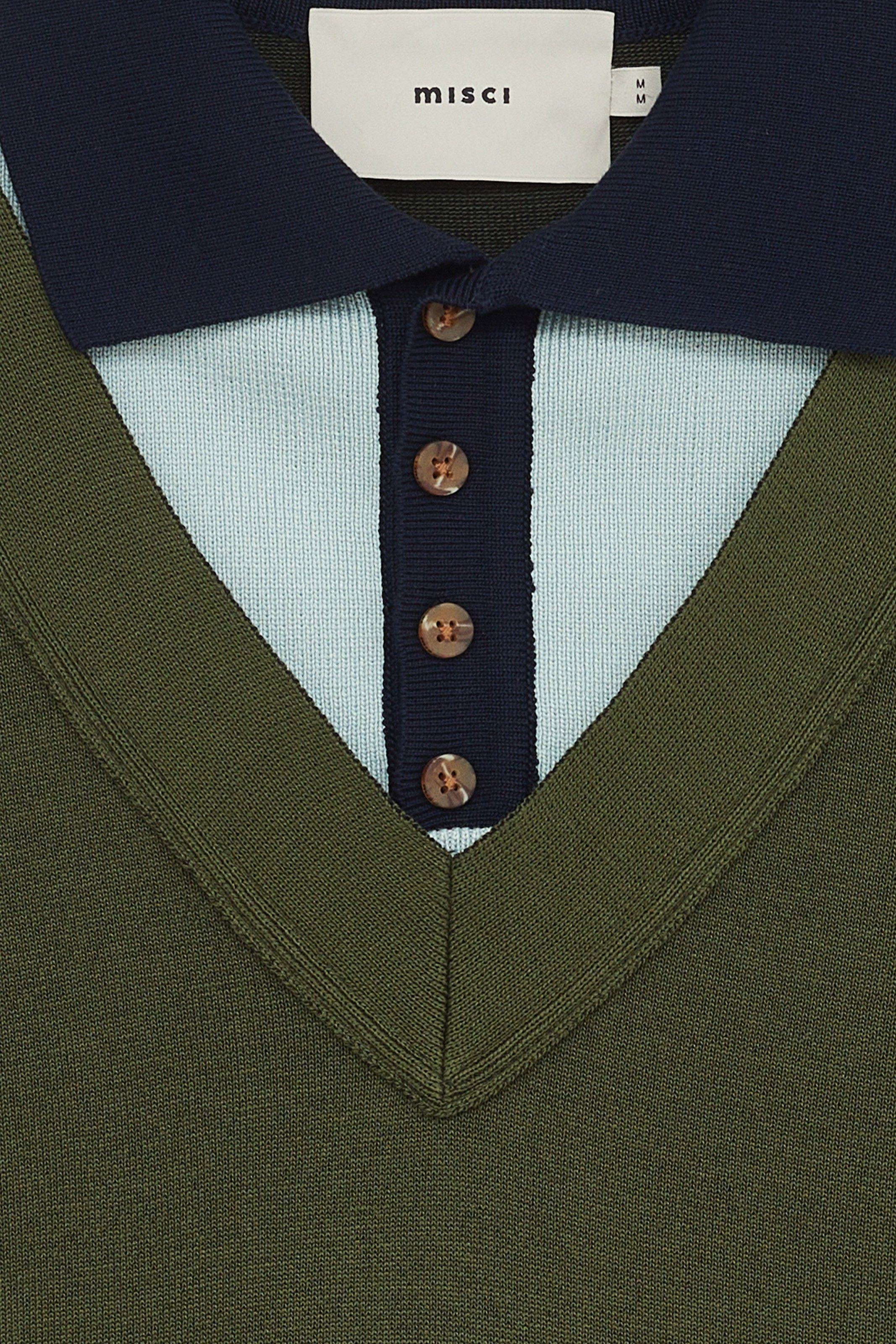 POLO TRICOT VITÓRIA VERDE MARINHO | NAVY GREEN VITÓRIA POLO SHIRT