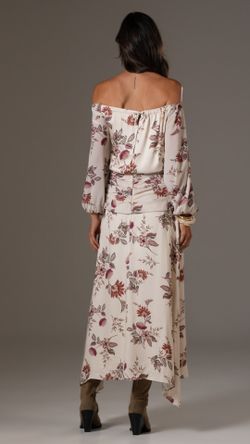 VESTIDO VISCOSE TRAÇO BOTÂNICO CIGANA LONGO