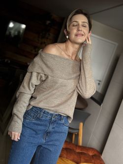 BLUSA TRICOT MOUSSE GOLA OMBRO A OMBRO MANGA L.