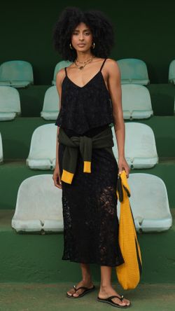VESTIDO RENDA FRANCESA BABADO ALÇA MIDI