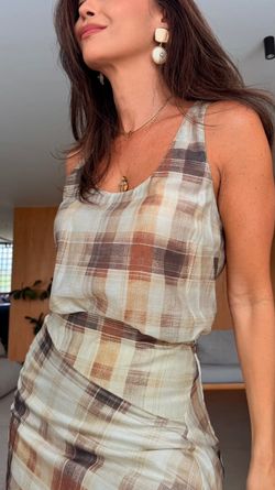 BLUSA VISCOSE GRID S/ MANGA